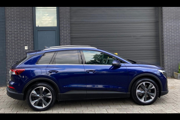 Audi Q4 e-tron 35 NIEUWSTAAT! 9900KM/NAV/CRUISE/CAMERA/VIRTUAL