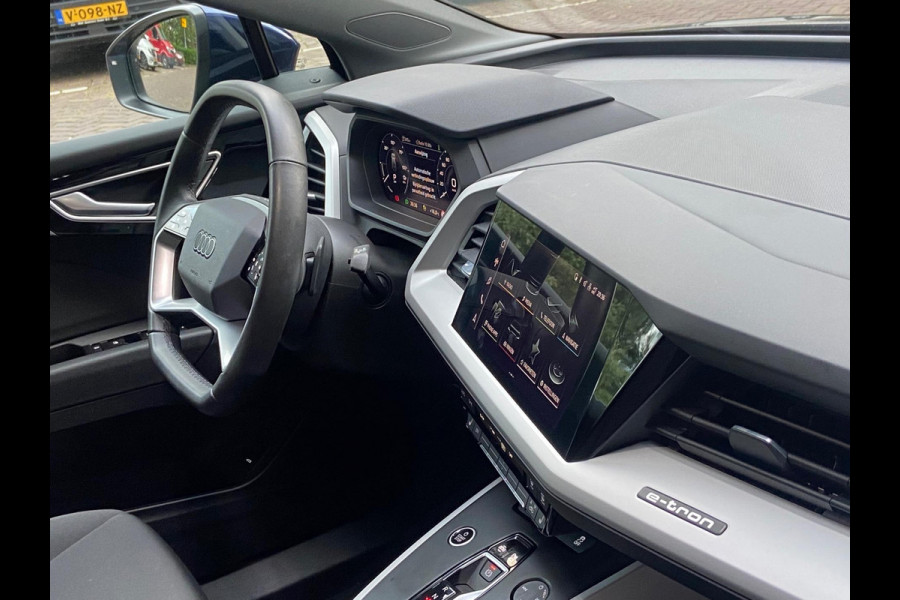 Audi Q4 e-tron 35 NIEUWSTAAT! 9900KM/NAV/CRUISE/CAMERA/VIRTUAL