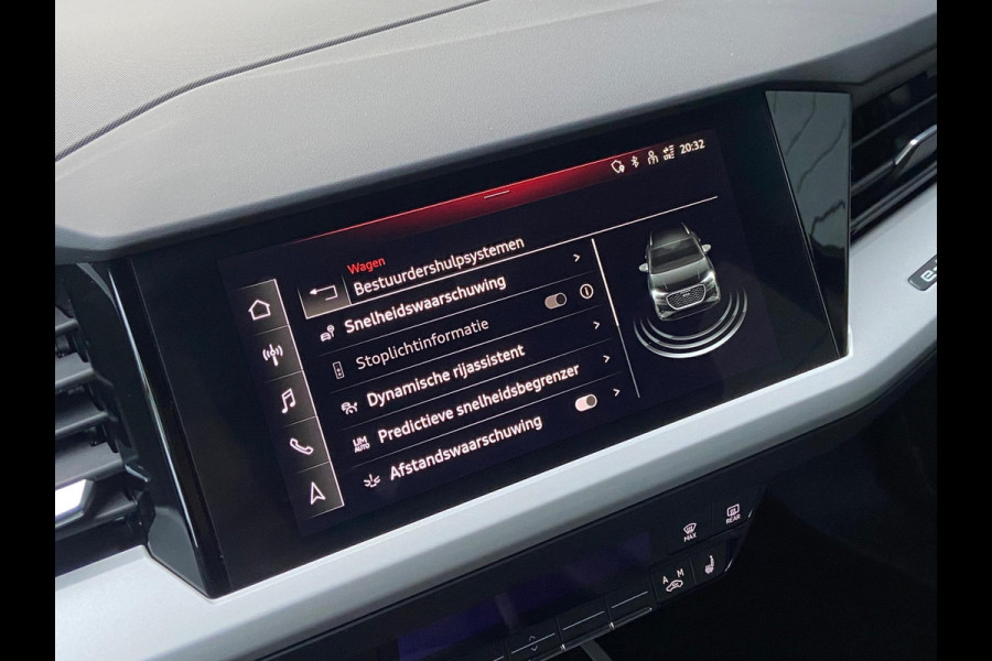 Audi Q4 e-tron 35 NIEUWSTAAT! 9900KM/NAV/CRUISE/CAMERA/VIRTUAL