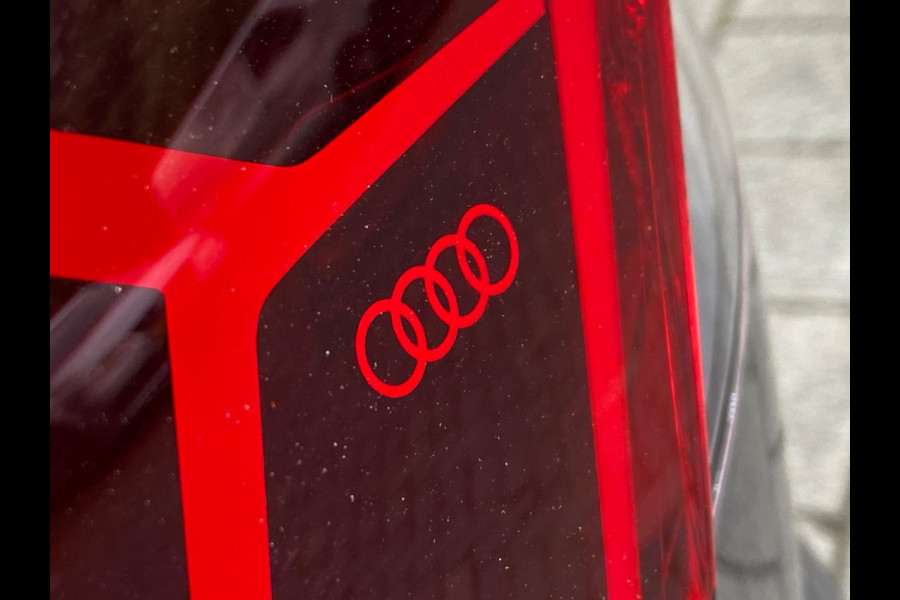 Audi Q4 e-tron 35 NIEUWSTAAT! 9900KM/NAV/CRUISE/CAMERA/VIRTUAL