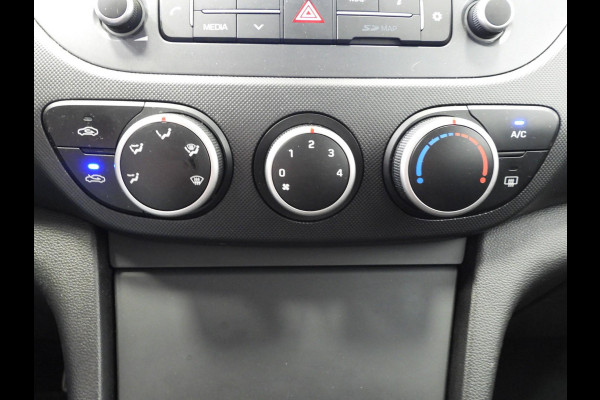 Hyundai i10 1.0i Comfort NAVI/AIRCO/BLUETOOTH!