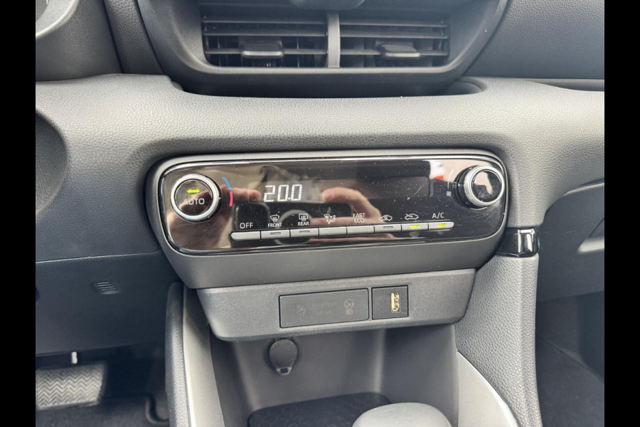 Toyota Yaris 1.5 Hybrid Active | Parkeercamera | Apple Carplay | Prijs is rijklaar