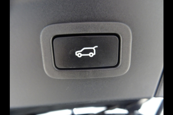 Land Rover Range Rover Velar 2.0 P400e R-Dynamic SE * PANORAMADAK * TREKHAAK !!