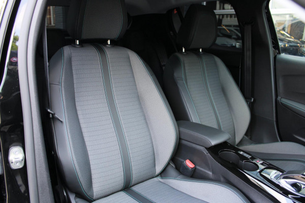 Peugeot 208 1.2 PureTech Blue Lease Allure|Automaat|Navi|Carplay