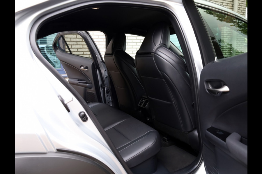 Lexus UX 250h F Sport Premium | Leder | Premium Audio | Stoelverwarming