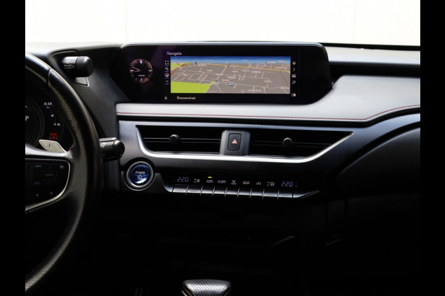 Lexus UX 250h F Sport Premium | Leder | Premium Audio | Stoelverwarming