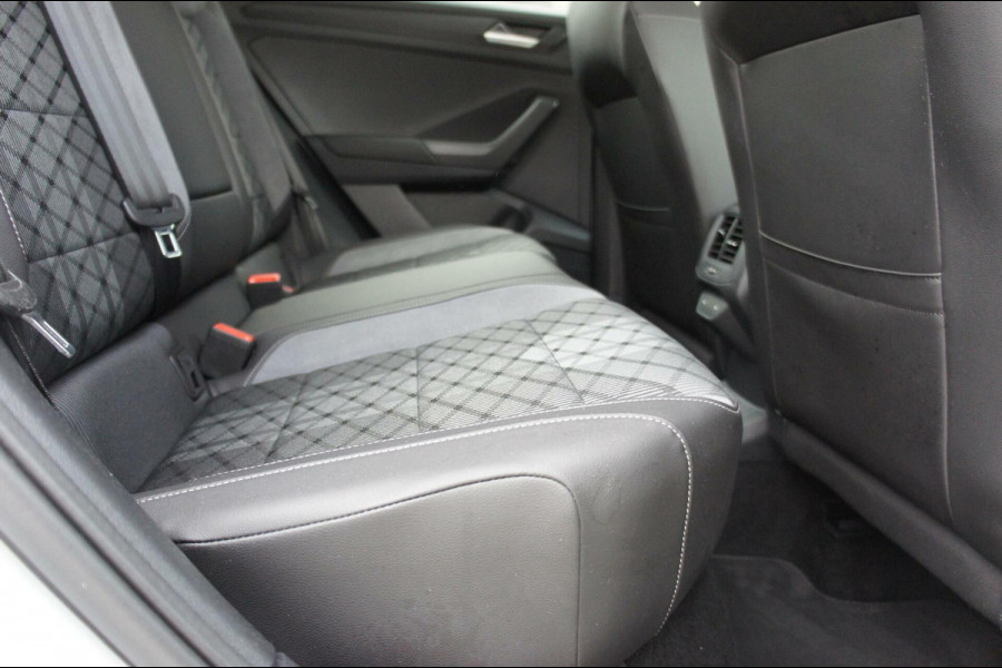 Volkswagen T-Roc 1.0 TSI R-Line