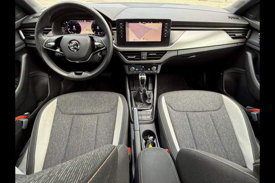 Škoda SCALA 1.0 TSI automaat Business Edition, CarPlay, Panoramadak, Trekhaak