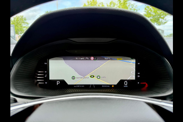 Škoda SCALA 1.0 TSI automaat Business Edition, CarPlay, Panoramadak, Trekhaak