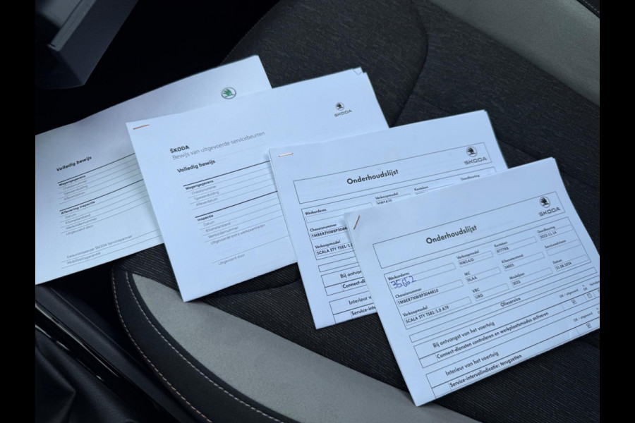 Škoda SCALA 1.0 TSI automaat Business Edition, CarPlay, Panoramadak, Trekhaak