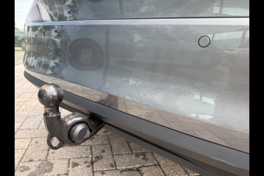 Škoda SCALA 1.0 TSI automaat Business Edition, CarPlay, Panoramadak, Trekhaak