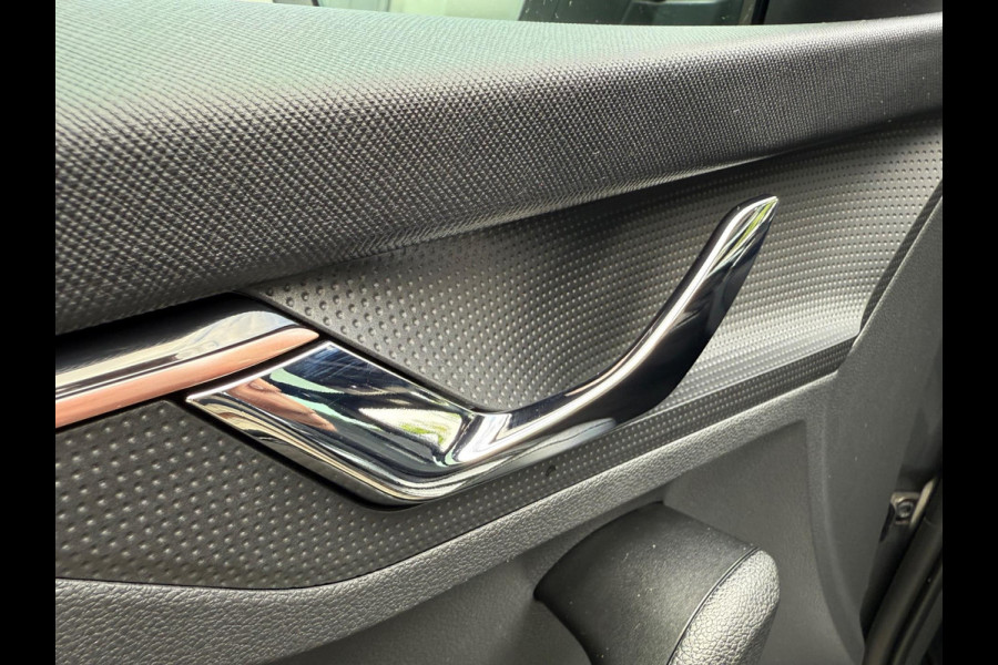 Škoda SCALA 1.0 TSI automaat Business Edition, CarPlay, Panoramadak, Trekhaak