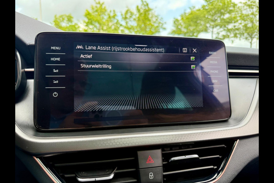 Škoda SCALA 1.0 TSI automaat Business Edition, CarPlay, Panoramadak, Trekhaak