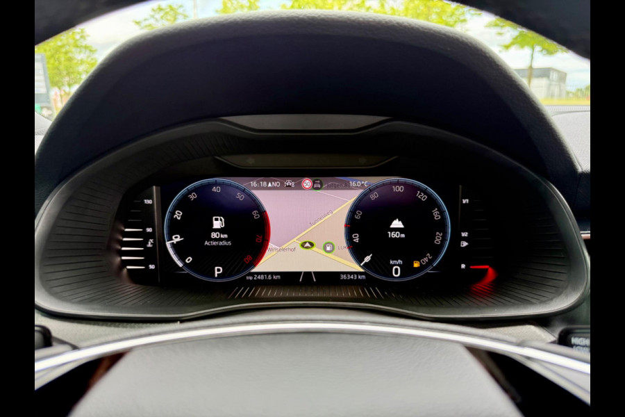 Škoda SCALA 1.0 TSI automaat Business Edition, CarPlay, Panoramadak, Trekhaak