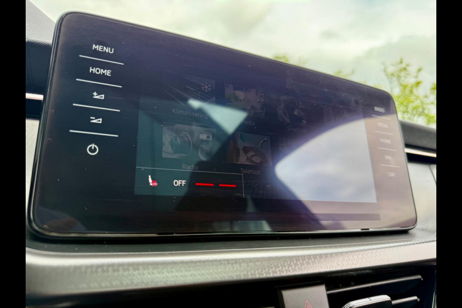 Škoda SCALA 1.0 TSI automaat Business Edition, CarPlay, Panoramadak, Trekhaak