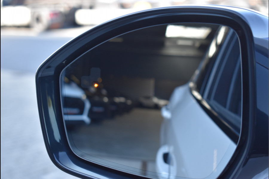 Jaguar E-Pace 2.0 P200 AWD R-Dynamic HSE Pano Leder Meridian Camera 20 Inch