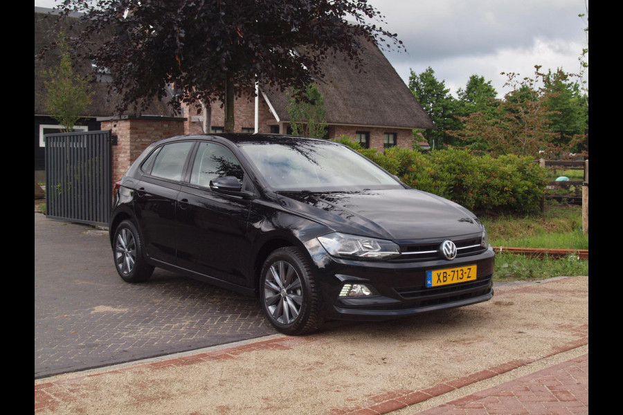 Volkswagen Polo 1.0 MPI Comfortline Business | Apple Carplay | Cruise Control |
