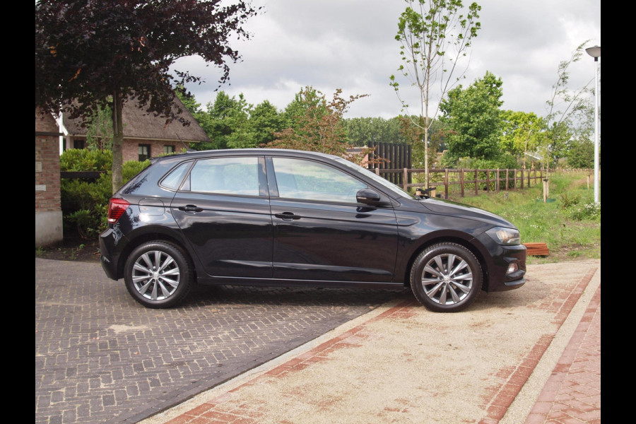 Volkswagen Polo 1.0 MPI Comfortline Business | Apple Carplay | Cruise Control |