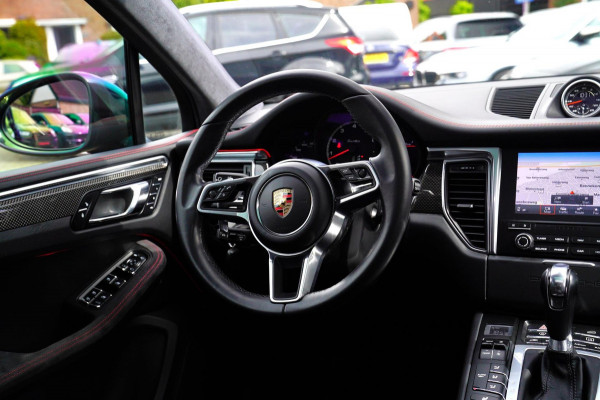 Porsche Macan 3.6 Turbo Performance Package | 440pk | PASM | Glazen Pano | Sport Chrono | Carbon Interieur