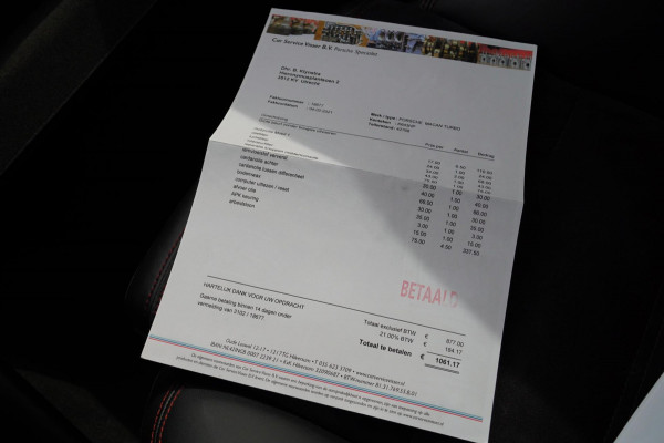 Porsche Macan 3.6 Turbo Performance Package | 440pk | PASM | Glazen Pano | Sport Chrono | Carbon Interieur