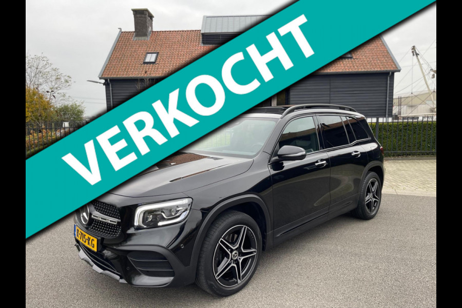 Mercedes-Benz Glb 200 AMG Line Night pakket Panoramadak AchteruirijCamera