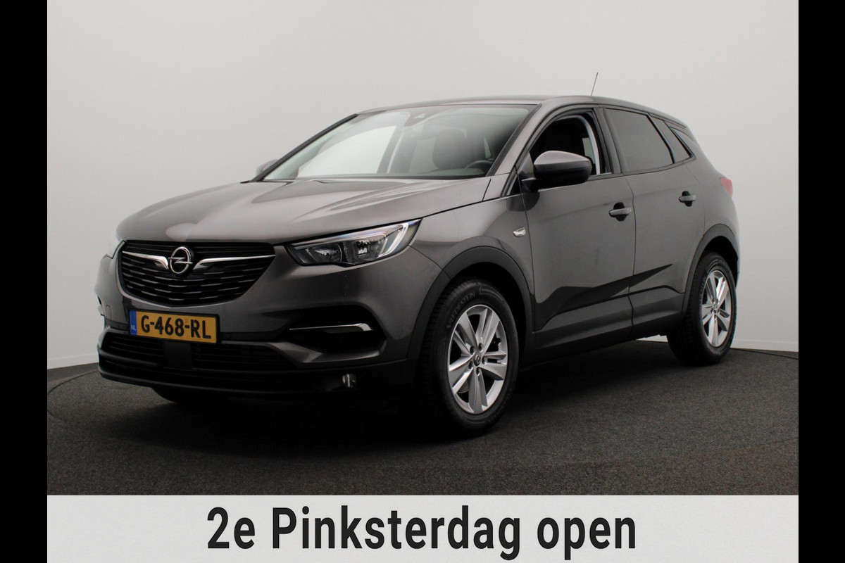 Opel Grandland X 1.2 Turbo Innovation Carplay Trekhaak Navigatie Climate-control Cruise Opel Grandland X 1.2 Turbo Innovation Carplay Trekhaak Navigatie Climate-control Cruise