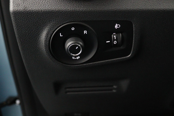 MG Mg Zs EV Luxury 45 kWh*PANO*LEER*ACC*NAVI*
