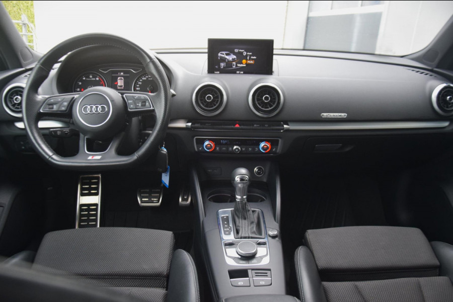 Audi A3 Sportback 40 TFSI quattro Sport S-LINE MEERPRIJS GETOONDE 18" VELGEN 1199 EURO