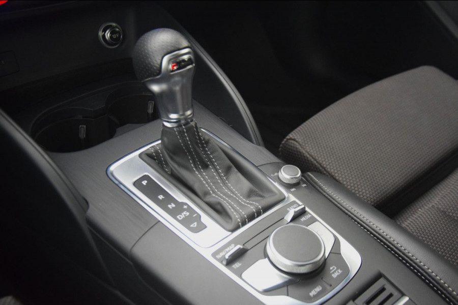Audi A3 Sportback 40 TFSI quattro Sport S-LINE MEERPRIJS GETOONDE 18" VELGEN 1199 EURO