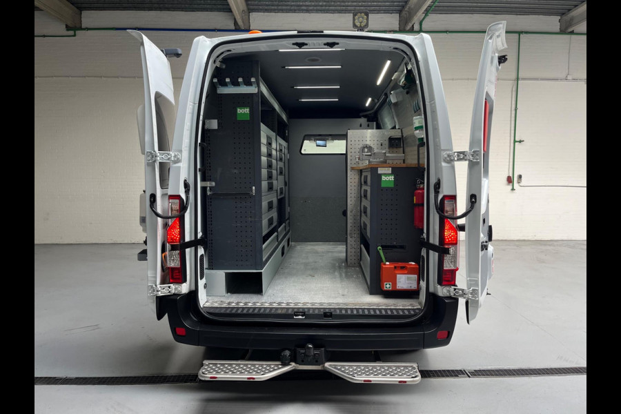 Renault Master Servicewagen T35 2.3 dCi 145pk euro6 L2H2 BOTT Inrichting, Victron omvormer, Standkachel, Trekhaak, RIJKLAARPRIJS!