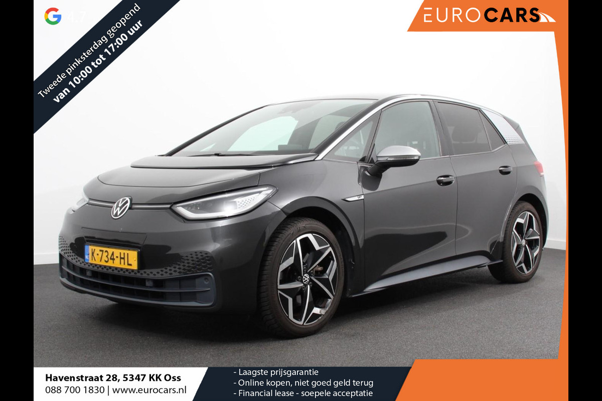 Volkswagen ID.3 First Plus 58 kWh LED 18"Lichtmetalen Velgen Navigatie Camera Adaptive Cruise Control Climate Control Keyless Parkeersensoren Volkswagen ID.3 First Plus 58 kWh LED 18"Lichtmetalen Velgen Navigatie Camera Adaptive Cruise Control Climate Control Keyless Parkeersensoren