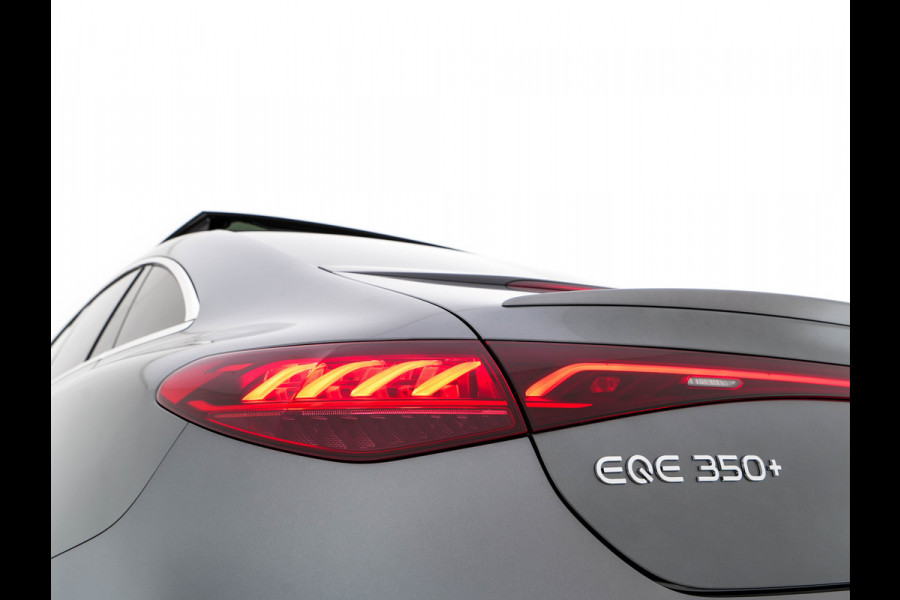 Mercedes-Benz EQE 350+ Launch-Edition AMG-Line 91 kWh [ 3-Fase ] Aut. *PANO | BURMESTER-SURROUND | ADAPTIVE-CRUISE | BLINDSPOT | LEATHER-MICROFIBRE | FULL-LED | AMBIENT-LIGHT | MEMORY-PACK | DIGI-COCKPIT | SPORT-SEATS | CAMERA | KEYLESS | DAB+ | CARPLAY |