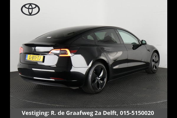 Tesla Model 3 Black Edition Standard RWD Plus 60 kWh | Navigatie | Panoramadak | Privacy Glass | ACCU 90%