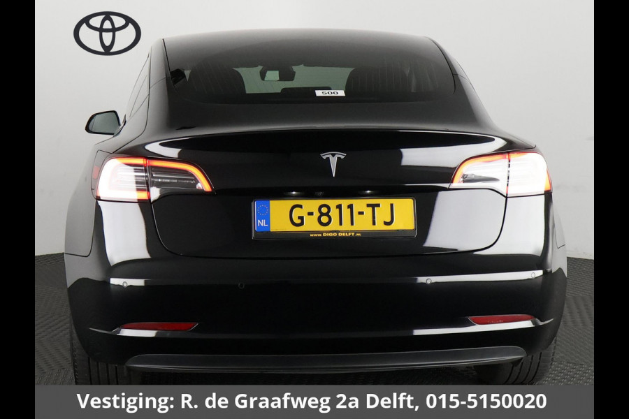 Tesla Model 3 Black Edition Standard RWD Plus 60 kWh | Navigatie | Panoramadak | Privacy Glass | ACCU 90%