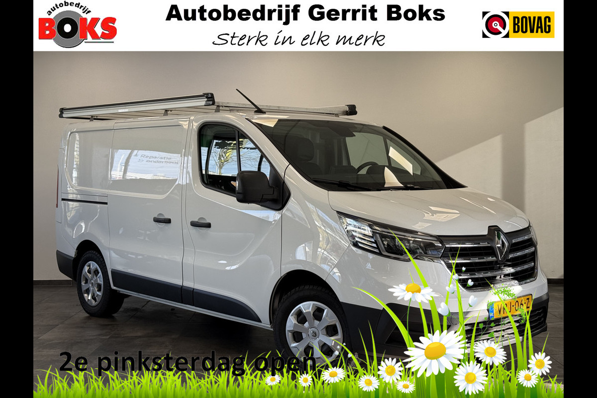 Renault Trafic 2.0 dCi 110 T29 L1H1 Comfort 3-Persoons Airco CruiseControl Navigatie !! 2e Pinksterdag zijn wij geopend van 12.00 tot 17.00u !! Renault Trafic 2.0 dCi 110 T29 L1H1 Comfort 3-Persoons Airco CruiseControl Navigatie !! 2e Pinksterdag zijn wij geopend van 12.00 tot 17.00u !!
