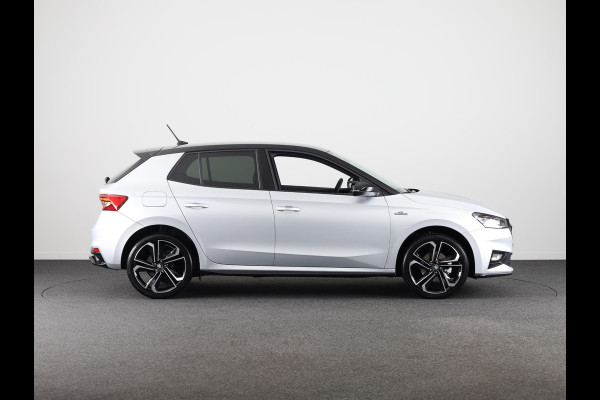 Škoda Fabia Monte Carlo 1.0 TSI 115 pk 7 versn. DSG | Travel assist plus | 18 inch lichtmetalen velgen | Verwarmbare voorstoelen | Zwart dak