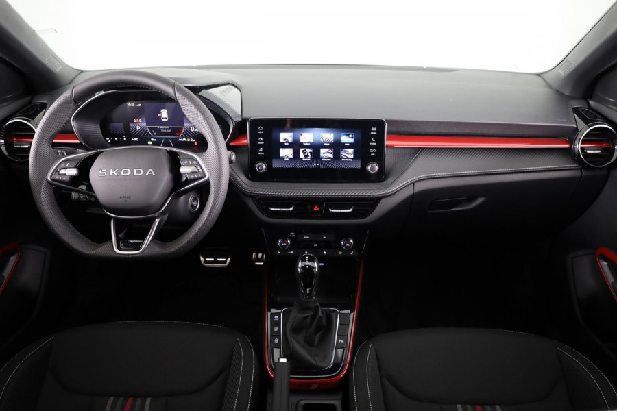 Škoda Fabia Monte Carlo 1.0 TSI 115 pk 7 versn. DSG | Travel assist plus | 18 inch lichtmetalen velgen | Verwarmbare voorstoelen | Zwart dak