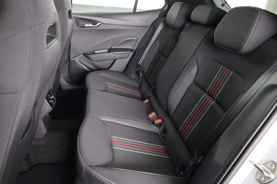 Škoda Fabia Monte Carlo 1.0 TSI 115 pk 7 versn. DSG | Travel assist plus | 18 inch lichtmetalen velgen | Verwarmbare voorstoelen | Zwart dak