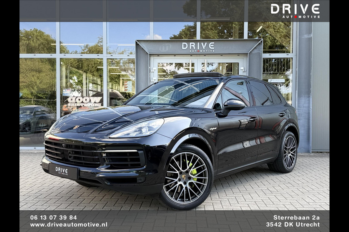 Porsche Cayenne 3.0 E-Hybrid Sport-Chrono|Pano|Matrix|BOSE|Soft Close|360CAM Porsche Cayenne 3.0 E-Hybrid Sport-Chrono|Pano|Matrix|BOSE|Soft Close|360CAM