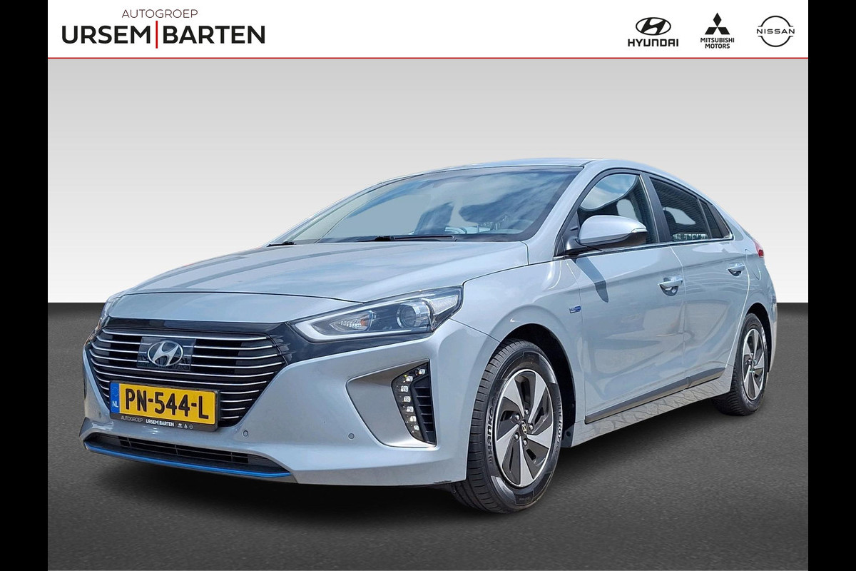 Hyundai IONIQ 1.6 GDi Premium | schuif-/kanteldak | leder | blind-spot | bi-xenon | stoelverwarming | Apple Carplay/Android Auto | navigatie Hyundai IONIQ 1.6 GDi Premium | schuif-/kanteldak | leder | blind-spot | bi-xenon | stoelverwarming | Apple Carplay/Android Auto | navigatie