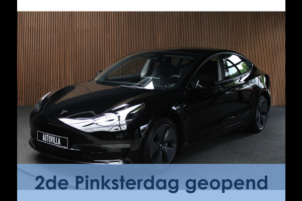 Tesla Model 3 RWD Autopilot ACC Stuurverwarm. PDC Leer Navi Panoramadak 360° Elektr. achterklep Stoelverwarming voor & achter Climate voor & achter LM velgen BTW auto! Nieuw!