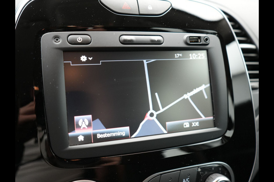 Renault Captur 1.3 TCe Intens Automaat 150pk | Trekhaak | Apple Carplay | Navigatie | DAB | Android Auto | Cruise Control | L.M. 17" | LED Koplampen |
