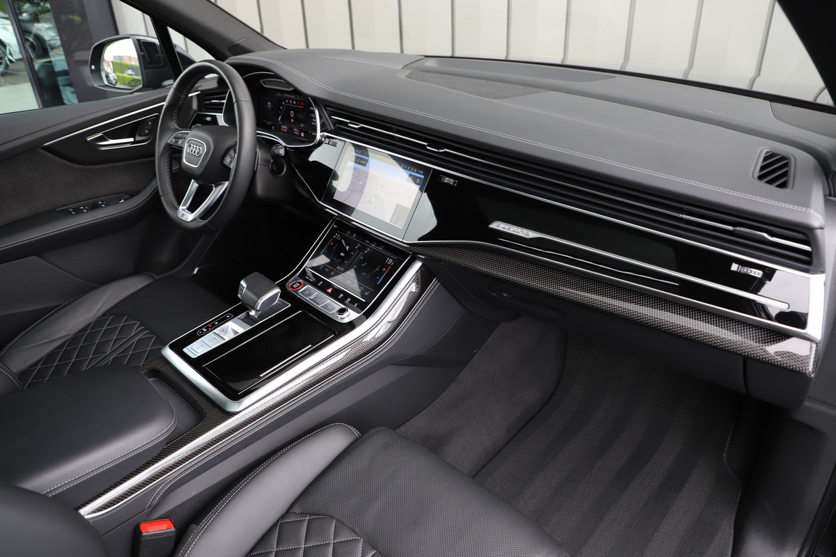 Audi SQ7 4.0 TFSI Quattro 7pers. | 507PK | Luchtvering | Achterasbesturing | Massage | Head-up | Keyles-go | Pano | B&O | Carbon | Sfeerv Audi SQ7 4.0 TFSI Quattro 7pers. | 507PK | Luchtvering | Achterasbesturing | Massage | Head-up | Keyles-go | Pano | B&O | Carbon | Sfeerv