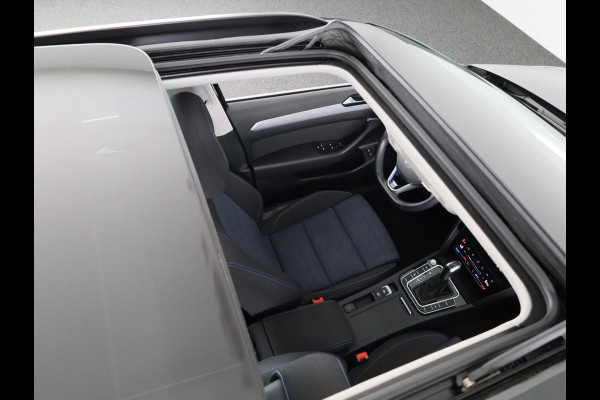 Volkswagen Passat Variant 1.4 TSI PHEV GTE Business 218PK DSG | Panorama dak | Trekhaak elektrisch | Stoelverwarming | Digitale cockpit |