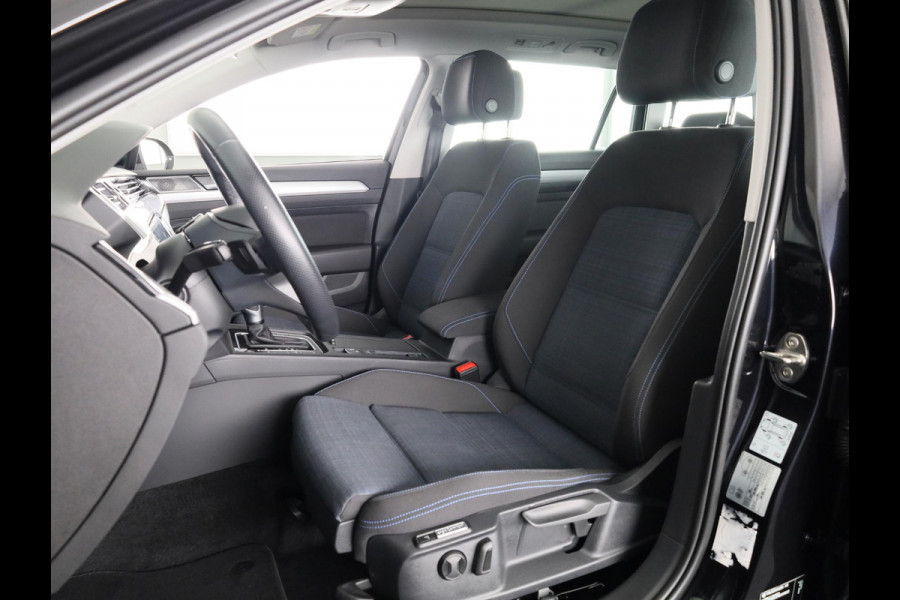 Volkswagen Passat Variant 1.4 TSI PHEV GTE Business 218PK DSG | Panorama dak | Trekhaak elektrisch | Stoelverwarming | Digitale cockpit |