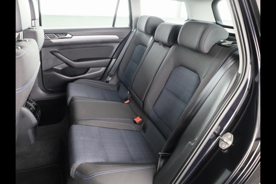 Volkswagen Passat Variant 1.4 TSI PHEV GTE Business 218PK DSG | Panorama dak | Trekhaak elektrisch | Stoelverwarming | Digitale cockpit |