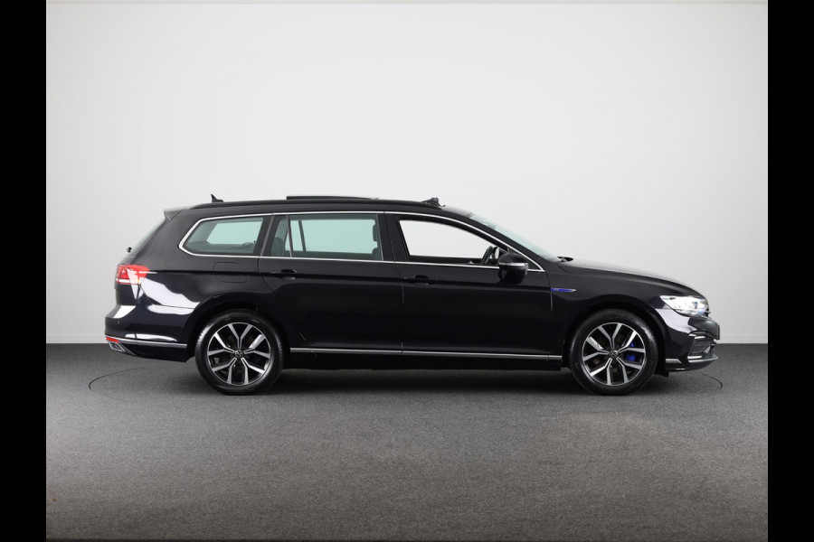 Volkswagen Passat Variant 1.4 TSI PHEV GTE Business 218PK DSG | Panorama dak | Trekhaak elektrisch | Stoelverwarming | Digitale cockpit |
