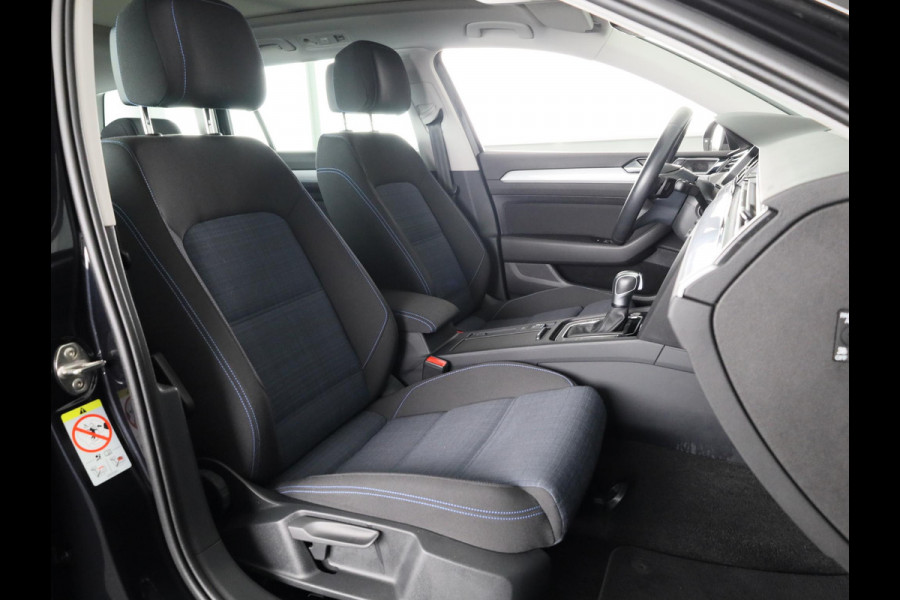 Volkswagen Passat Variant 1.4 TSI PHEV GTE Business 218PK DSG | Panorama dak | Trekhaak elektrisch | Stoelverwarming | Digitale cockpit |