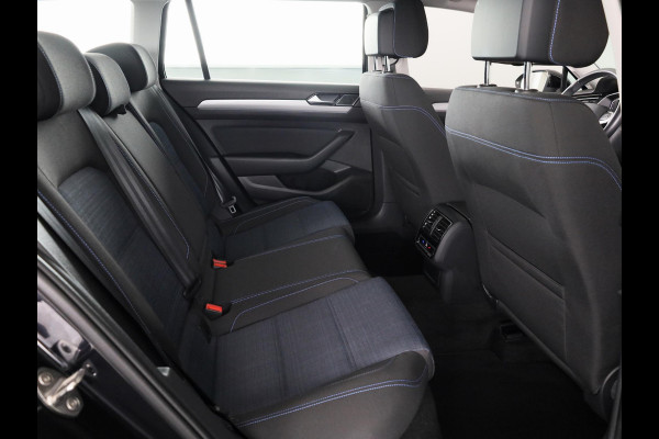 Volkswagen Passat Variant 1.4 TSI PHEV GTE Business 218PK DSG | Panorama dak | Trekhaak elektrisch | Stoelverwarming | Digitale cockpit |
