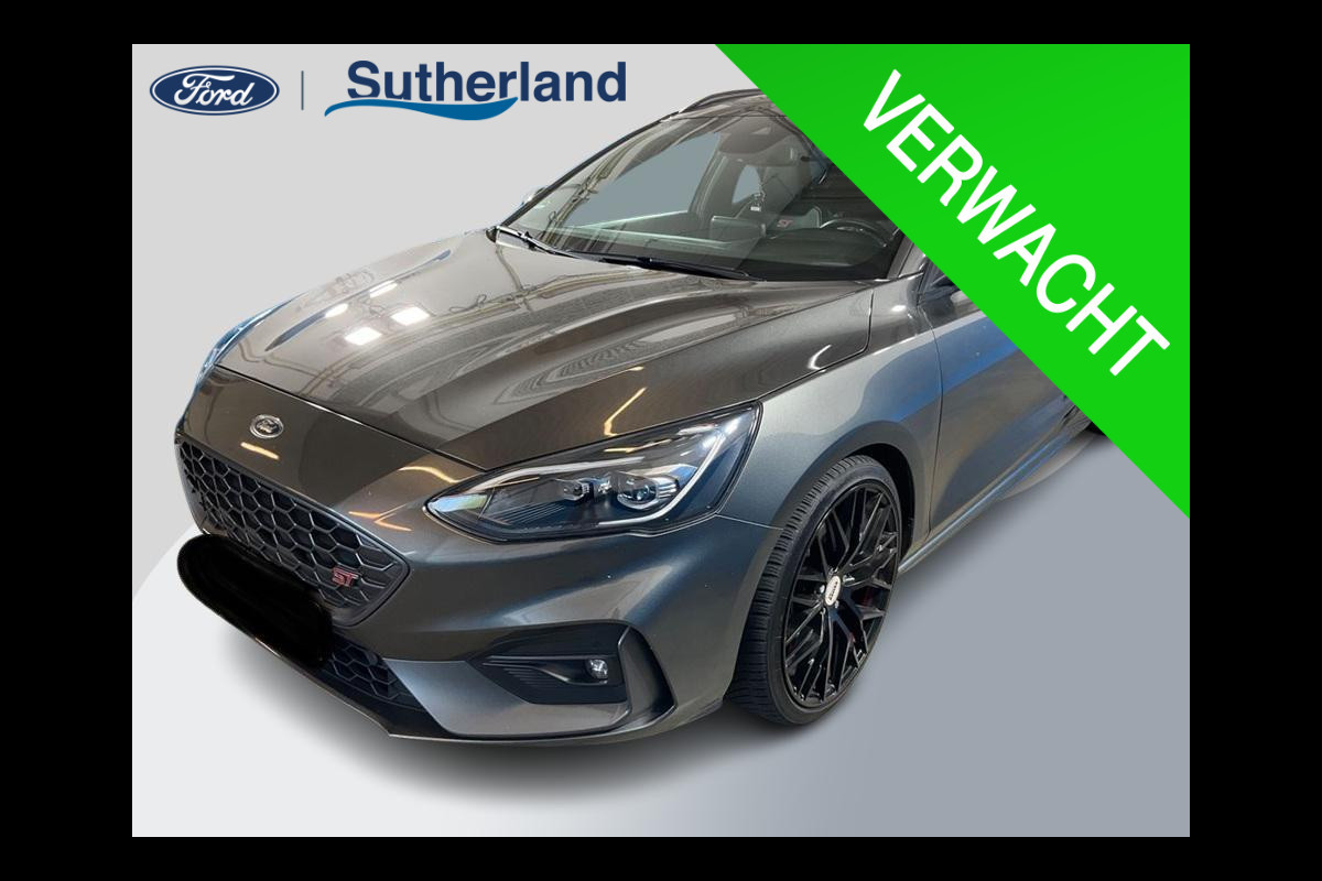 Ford FOCUS Wagon 2.3 EcoBoost ST-3 | Automaat 280pk! | Panoramadak | Winter Pack | Adaptive cruise control | Adaptive LED | Head up Display | Camera | 2 bandensets Ford FOCUS Wagon 2.3 EcoBoost ST-3 | Automaat 280pk! | Panoramadak | Winter Pack | Adaptive cruise control | Adaptive LED | Head up Display | Camera | 2 bandensets
